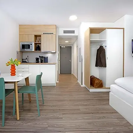 Smartments Frankfurt Airport 公寓式酒店 4*