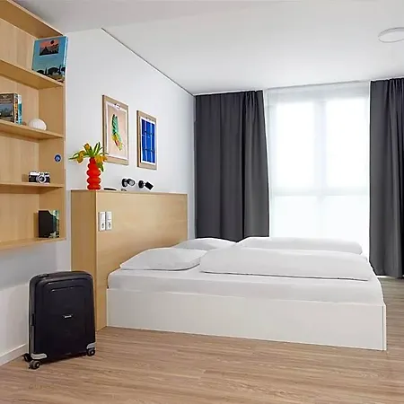 Smartments Frankfurt Airport 4*