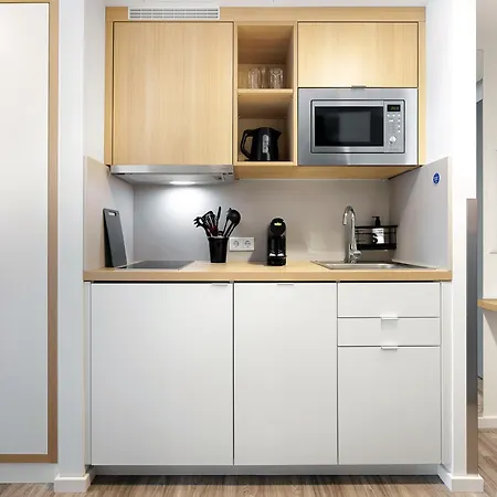 Aparthotel Smartments Frankfurt Airport 3*