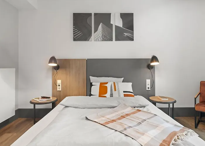 Aparthotel Smartments Frankfurt Airport 4*